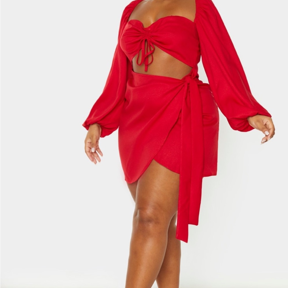 Plus size prettylittlething, Ruched red dress